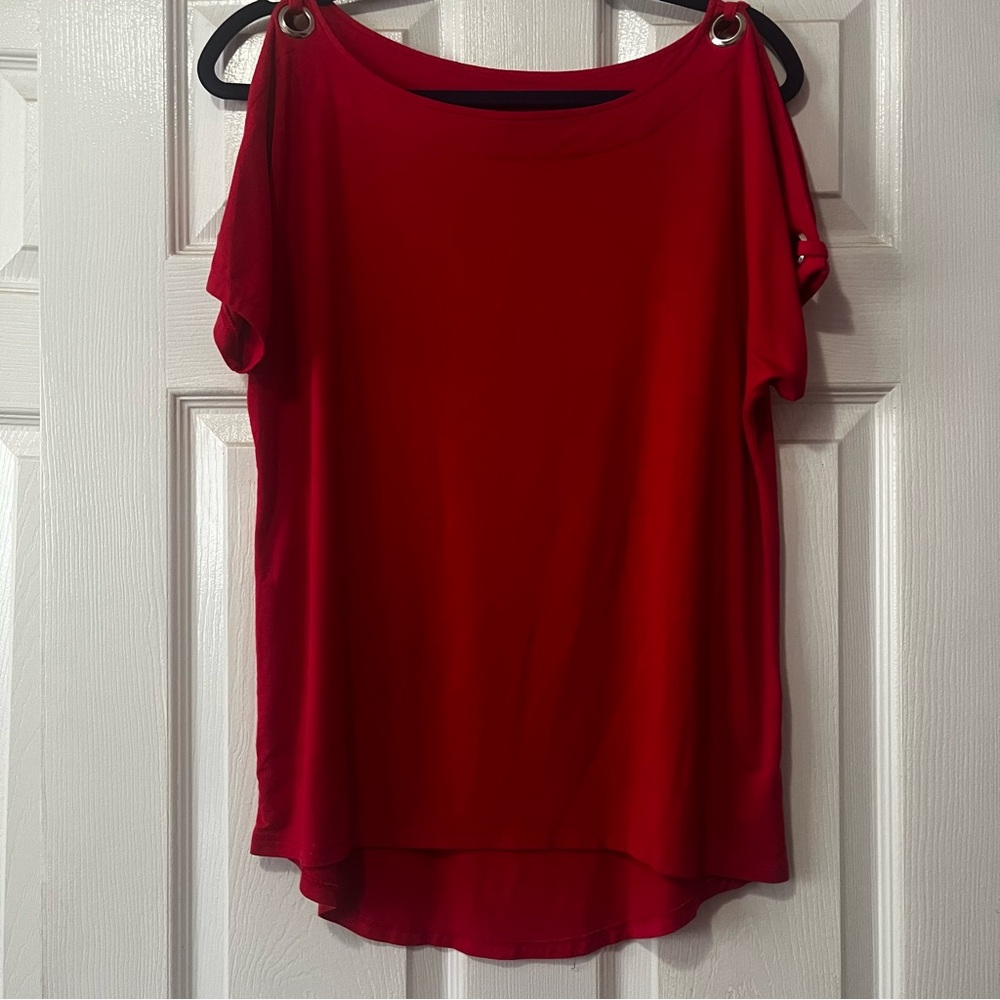 Cable & Gauge Vibrant Red cold Shoulder Blouse Size Medium
